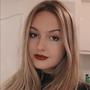 Meet your Posher, Louanne